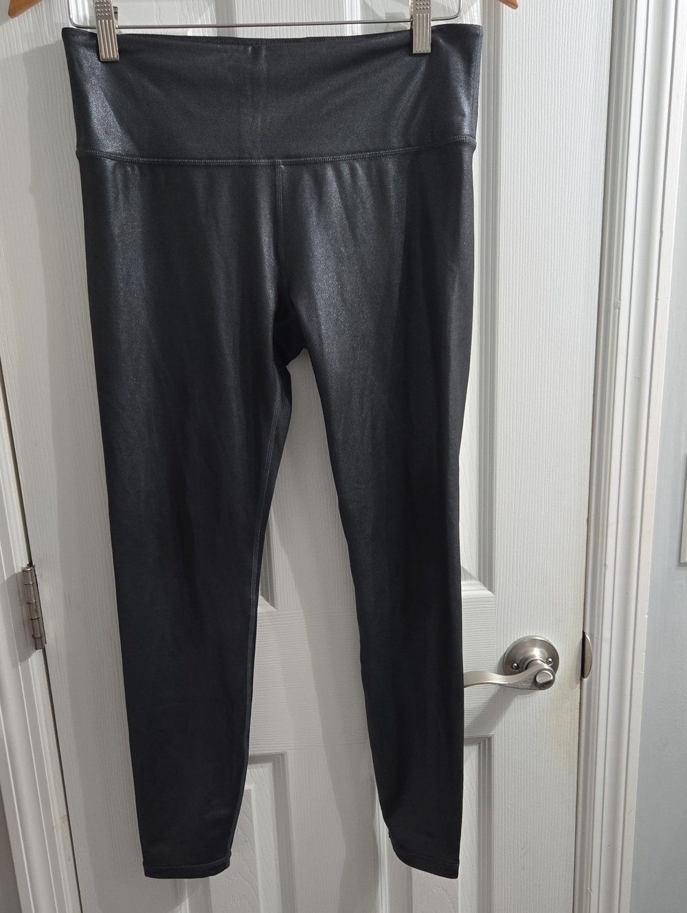 Athleta Elation Shine Tight Legging Pants Sz M Running Yoga medium $99 NWOT